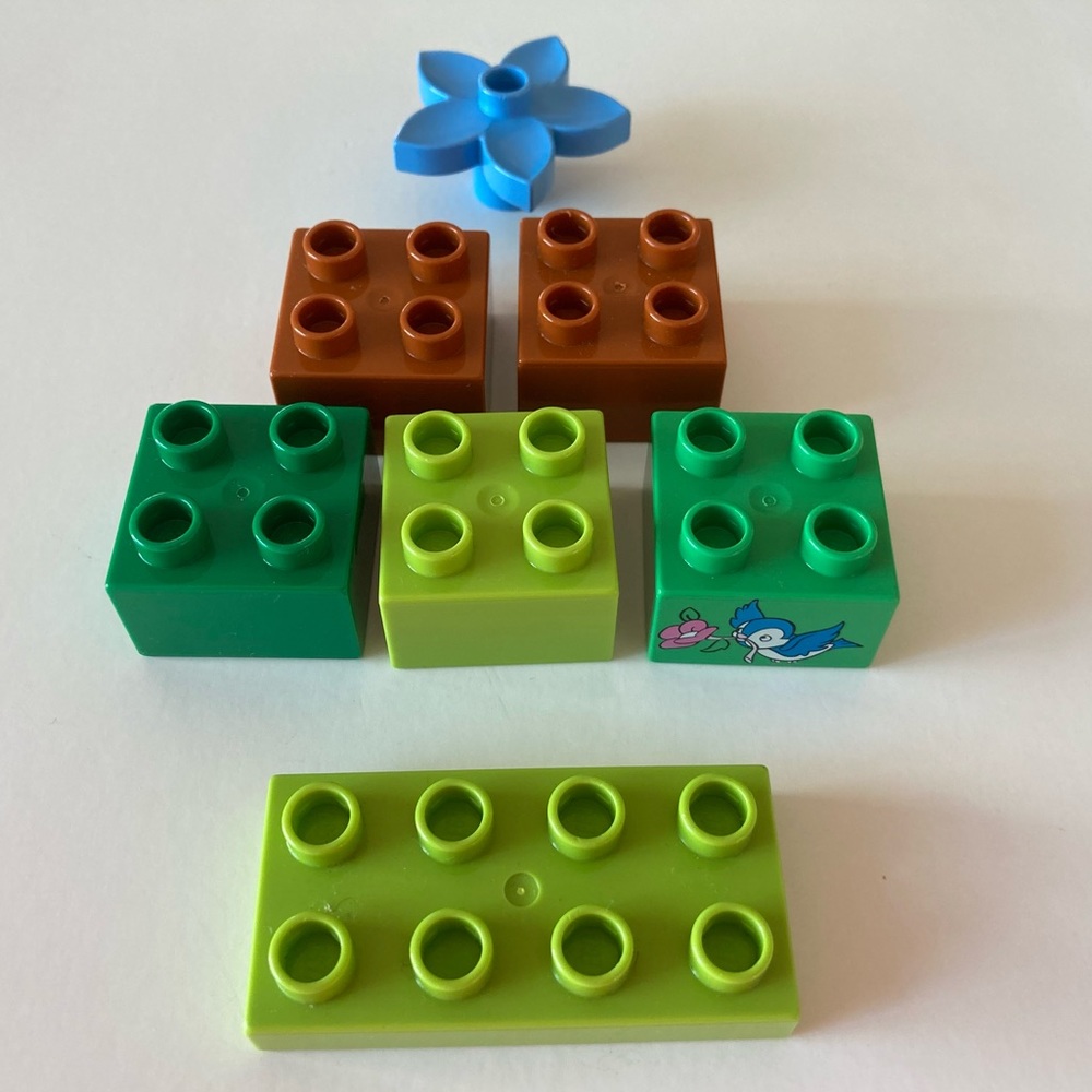 Lego Duplo Snow White Set - Picture 9 of 12